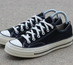 Converse Black/White Low Top Unisex Sneaker (Sz 7M - 9W) thumbnail 2