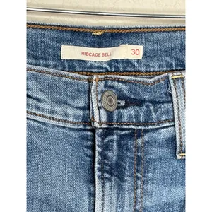 Levi’s Ribcage Bell High Rise Distressed Bell Bottom Jeans Size 30 thumbnail 7