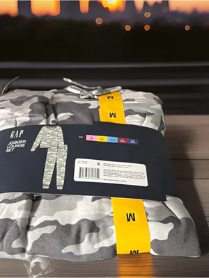 GAP Women's Size M Super Soft Modal Fleece Jogger Lounge Set. Multicolor. NWT thumbnail 3