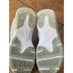 Nike Legend Essential Women’s Training Shoes Gray White CD0212-022 Size 5 thumbnail 13