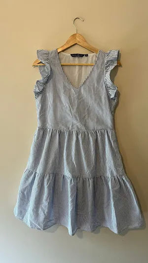 Duffield Lane Blue White Stripe Seersucker Ruffle Tiered Mini Dress Size Small S thumbnail 2
