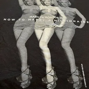 Marilyn Monroe T-Shirt thumbnail 2