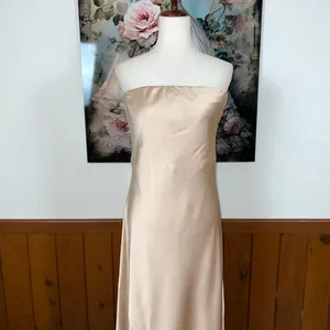 Elegant New Show Me Your Mumu Taylor Tube Maxi Dress! thumbnail 3