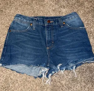 Cutoff Shorts thumbnail 1
