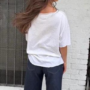 Free People White vintage Maui Hawaii graphic tee / fits sz s-L #hawaii #graphictee #summer #retro thumbnail 5