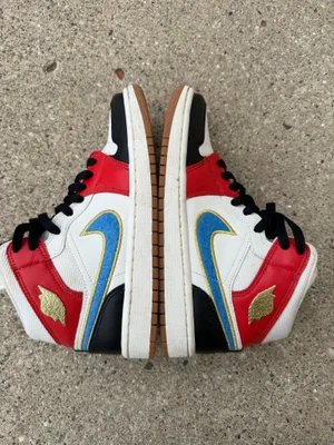 Jordan 1 Mid Let(Her)Man thumbnail 4