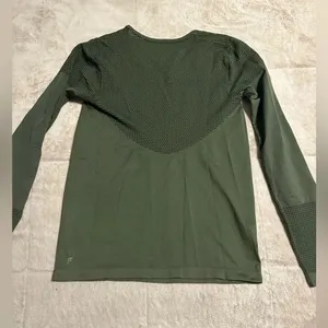 Fabletics Musetta Seamless Long Sleeve Top Olive Green Athleisure thumbnail 4