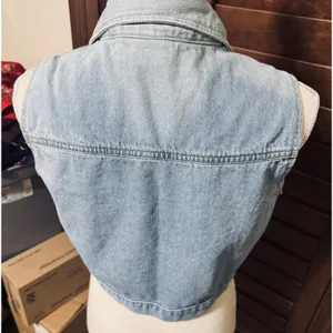 Faded Glory Womens Light Wash Denim Vest Cropped Button Up Cotton Blue Size M thumbnail 3