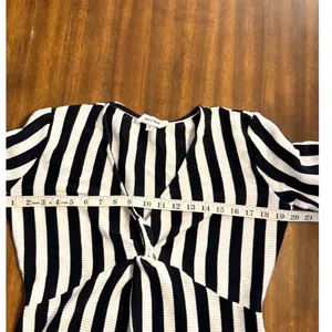 Lea & Viola Black White Striped Wide Leg Jumpsuit Twist Front V‎ Neck Size Large thumbnail 9