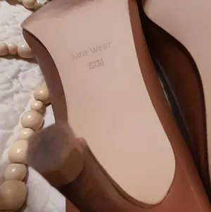 🧚‍♀️Nine West women's brown heels sz8.5 thumbnail 9