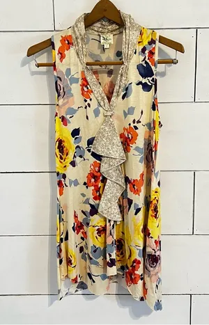 Anthropologie Weston Wear Sleeveless Floral Tunic. Size Medium. thumbnail 1