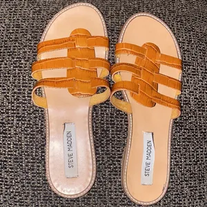 ✨ HP✨Steve Madden Slide Sandals✨ thumbnail 4