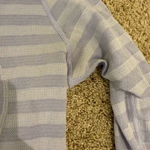 Light purple Lululemon long sleeve thumbnail 6