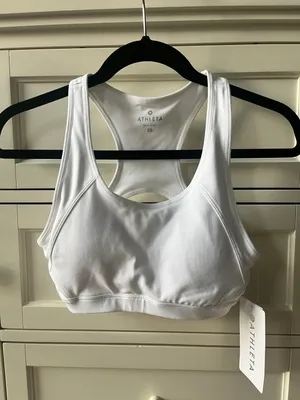 Sports Bra thumbnail 1
