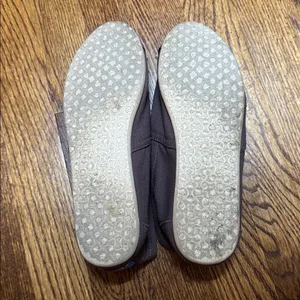 TOMS Gray Classic Canvas Slip-Ons thumbnail 8