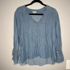 Rails Zimi Denim V Neck Bell Sleeve‎ Frayed Hem Shirt Top XS thumbnail 5