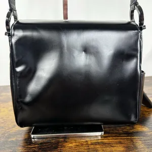 Salvatore Ferragamo Shoulder Bag Small Black Leather Italy Coin Purse thumbnail 2