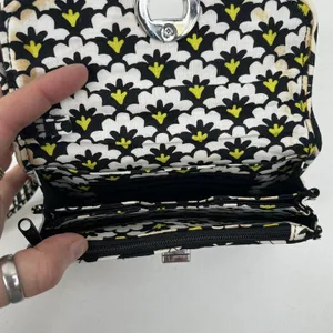 Vera Bradley Fanfare Your Turn Lock Smartphone Wristlet Wallet Quilted 13945-156 thumbnail 12