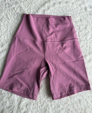 Lululemon Align Biker Shorts 4" thumbnail 1