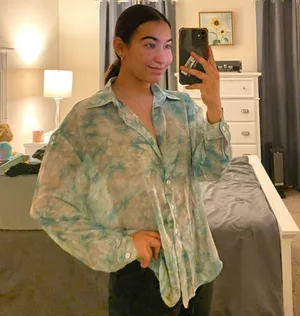 SheIn Long Sleeve Button Down Shirt thumbnail 1