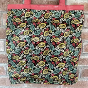 Vera Bradley Frill Teen Idol Tote Bag Happy Snails thumbnail 4