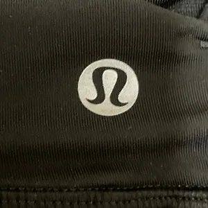 Lululemon Energy Black Sleeveless Strappy Cross Back Sports Bra Crop Tank Top S thumbnail 4