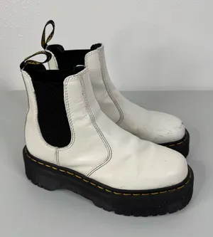 Dr. Martens 2976‎ Smooth White Leather Quad Platform Boots Size 7 thumbnail 1