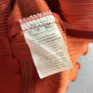 Madewell Texture & Thread Micropleat Top in Burnt Orange thumbnail 6