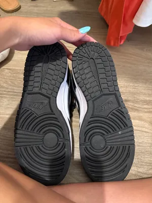 Panda Nike Dunk Low Black White Women’s 7.5 thumbnail 5