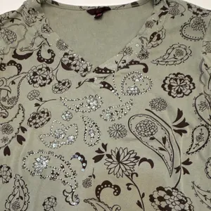 ALC Frank Women's Size L Sage Green Paisley Floral V-Neck Top Sequin Accents thumbnail 3