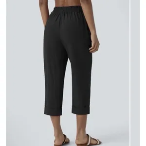 NWT Halara High Waisted Zipper Pocket Capri Linen Feel Pants in Black Size XL thumbnail 3