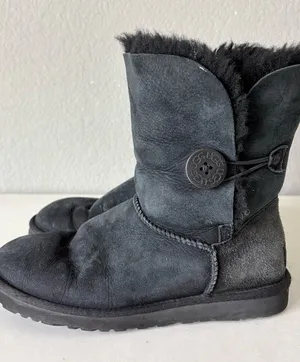 Ugg Women’s Classic Bailey Button Boots Black Suede Leather Size 8 thumbnail 1