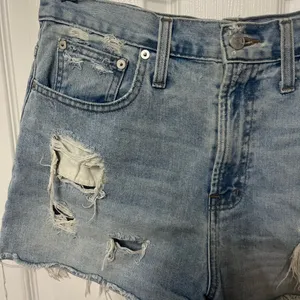MADEWELL the perfect Jean short‎ distressed size 28 thumbnail 2