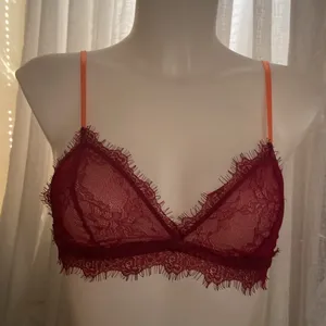 Free People bedroom eyes bra size Small NWOT thumbnail 9