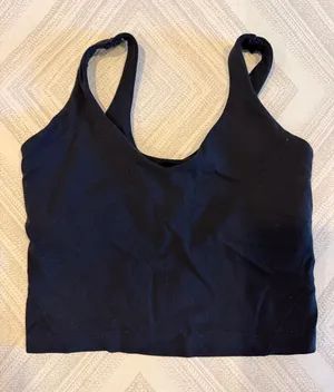 Lululemon Black Cropped Tank Top Women’s Size 2 Built-In Bra Athletic Workout thumbnail 1