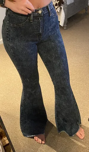 Judy Blue Boutique Acid Wash Bell Bottoms thumbnail 1