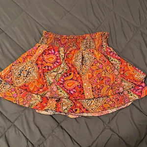 Set of 2 SHEIN CURVE Paisley Printed Flounced Layered Shorts Size 1XL thumbnail 15