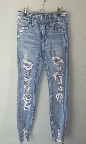 American Eagle Ripped Jeans thumbnail 1