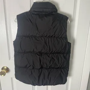 Vuori Alta Down Vest in Black S thumbnail 3