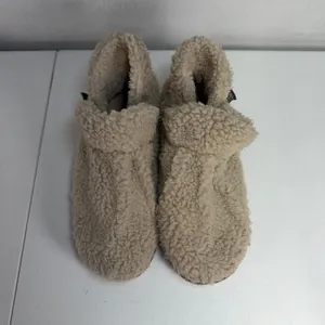 L.L. Bean 7 Cozy Slipper Booties Pile Fleece Comfort Slip On Sherpa Cream Warm thumbnail 6