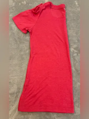 Women’s Size Medium Pink T-Shirt with a Pleated Hem on Shoulder Sleeve thumbnail 8