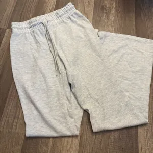 Better Together Heather Gray Wide Leg Lounge Pant Size M thumbnail 1