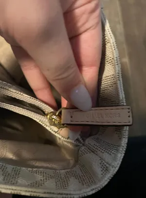 Michael Kors bag thumbnail 9