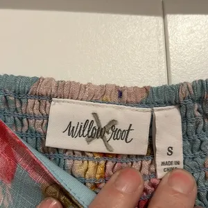Willow root small flowy‎ crop top with wide sleeves thumbnail 5