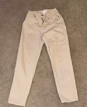 H & M Tan Jeans Size 4- imperfection on back as shown in picture thumbnail 1