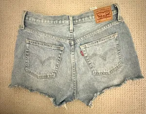 Levi’s Jean Shorts 501 thumbnail 3