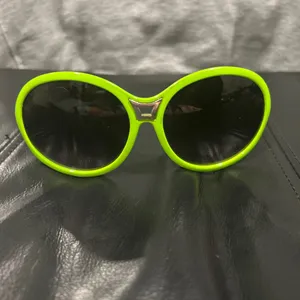 Lime Green Oversized Sunglasses thumbnail 13