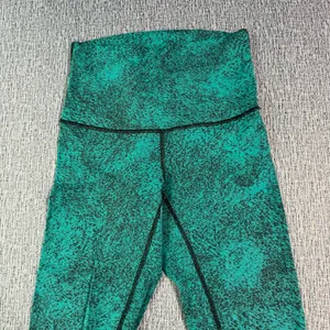 Lululemon Women’s Leggings thumbnail 2