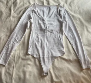 Abercrombie White long sleeve hook and eye bodysuit thumbnail 1
