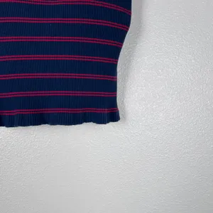 Uniqlo Women's Racerback Striped Tank Top Built In Bra Sz S thumbnail 4